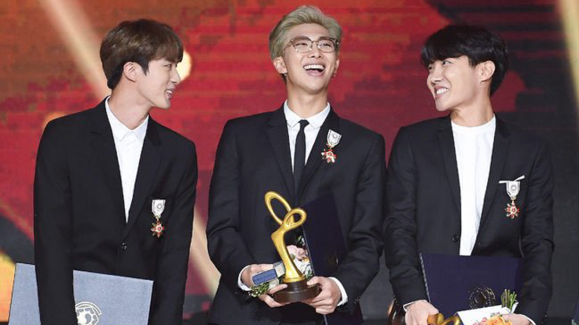 BTS recibe la medalla al 'Orden del Mérito Cultural'