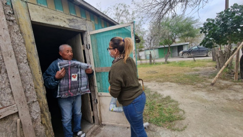 Claudia Jiménez regidora priista de Matamoros implementa programa “Un Abrazo Cálido para nuestros Abuelitos”