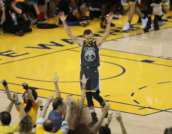 ¡Warriors on Fire! Ganan y dejan la serie 2-0