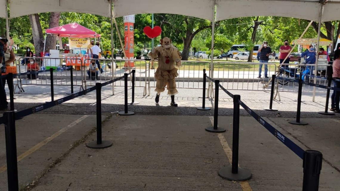 Llega el miedo a Pennywise y acude a vacunarse contra el Covid19 