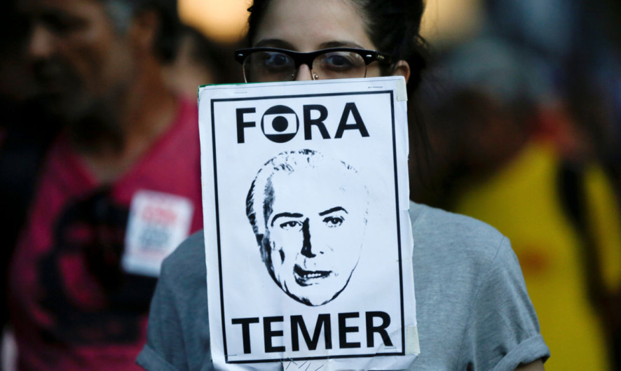 Temer pide que se suspendan las investigaciones en su contra 
