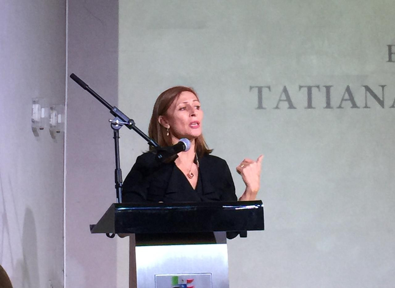 Motiva Tatiana Clouthier a nuevolarenses a una verdadera participación