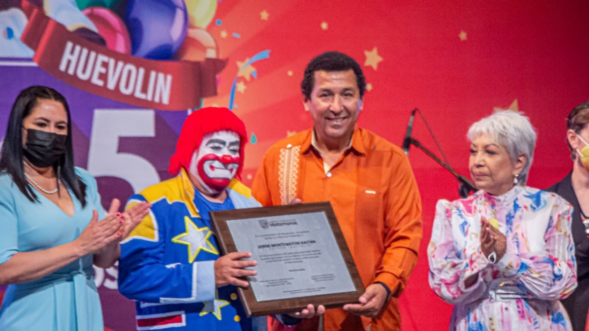 Rinden homenaje a Jorge Montemayor, el Payaso "Huevolín"