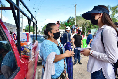 A través de "DIF Reynosa en Tu Casa" se realizan cortes de cabello a familias de La Independencia y Pedro J. Méndez 
