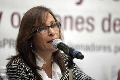 Rocío Nahle asegura no ser quien le acerca el dinero a AMLO