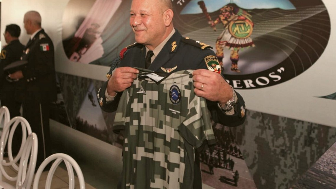 Conmemora FGCDV Día del ejército al medio tiempo del "Correcaminos vs Rayados"