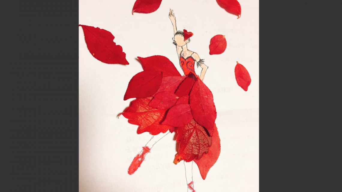 Obras de arte con hojas caídas en Japón