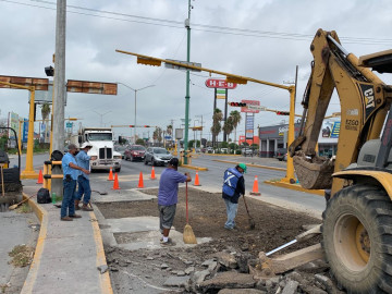 Rehabilita Municipio vialidades con 40 toneladas de asfalto 