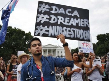 Presión para resolución de caso de “dreamers”