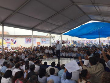 Promete Ricardo Anaya bajar el IVA y recuperar la paz en la frontera