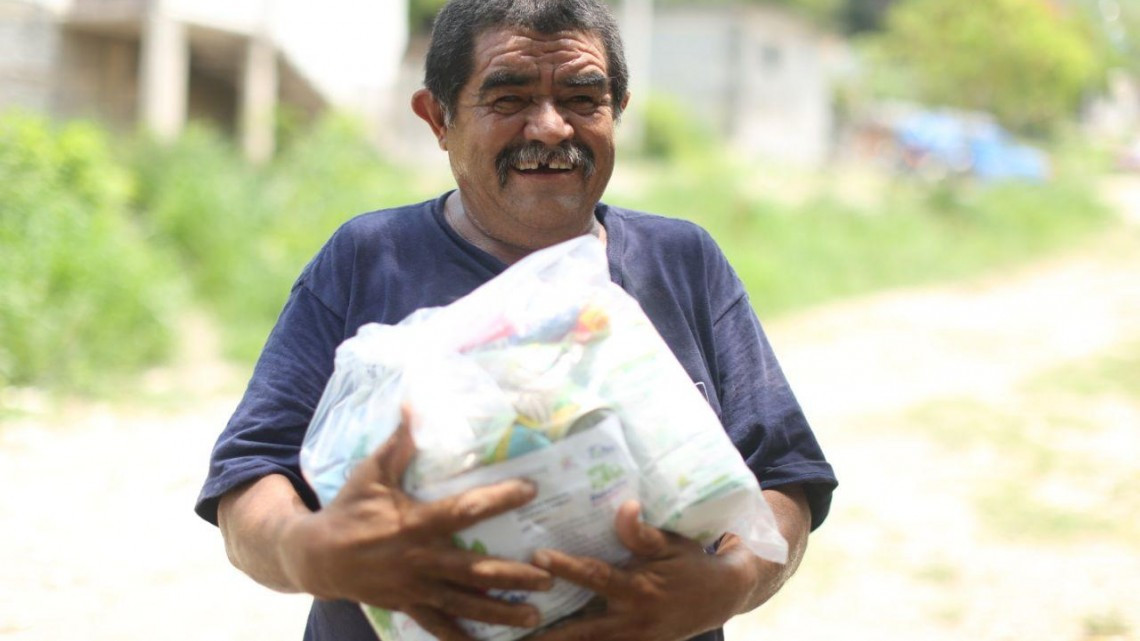 Gobierno del Estado y DIF Tamaulipas continúan entregando apoyos alimentarios durante contingencia