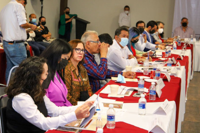 Presidió Carlos Peña Ortiz sesión plenaria del COPLADEM 