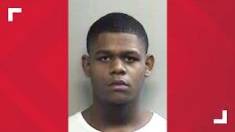 Detienen al tercer implicado en el asesinato del estudiante de Arlington 