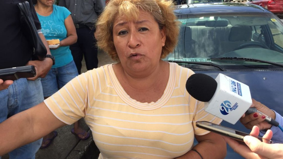 Familias externan molestia y cansancio ante la contingencia