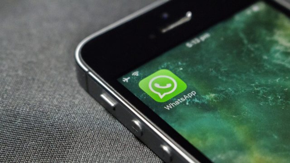 Hackeo de cuentas con videollamadas por falla de WhatsApp