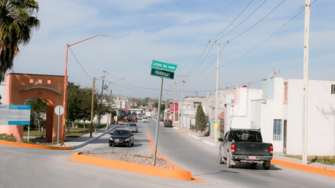 Maki Ortiz entrega más calles nuevas en colonias y fraccionamientos