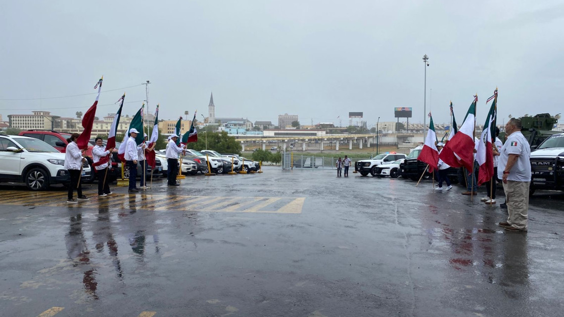 Dan banderazo a Héroes Paisanos