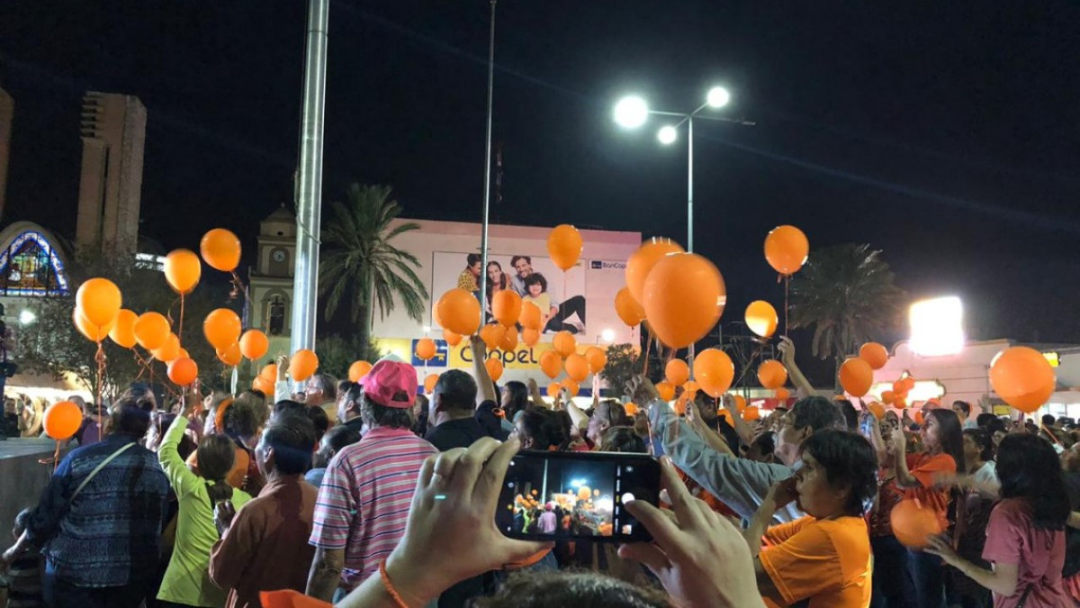 Conmemoran “Día Naranja” con 4ta Caminata por la Equidad.