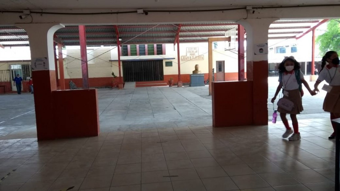 Reportan a menor con arma de fuego en escuela primaria de Ciudad Victoria 