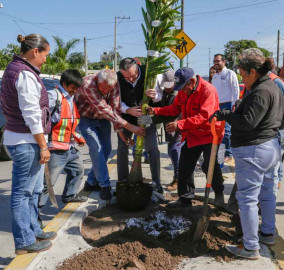 Adrián Oseguera embellece vialidades de Ciudad Madero