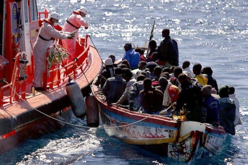 Rescatan a mil 400 migrantes en el Canal de Sicilia 