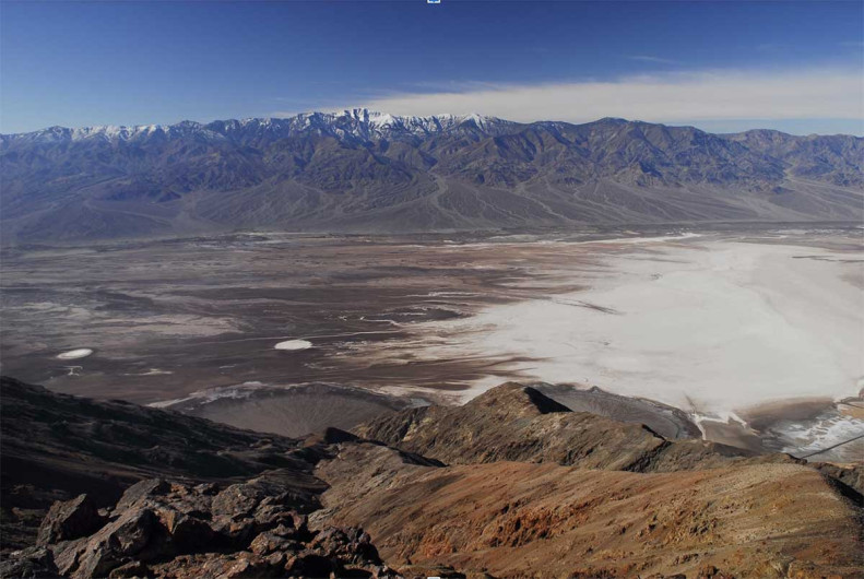 Registran temperatura de 54.4 grados en Death Valley