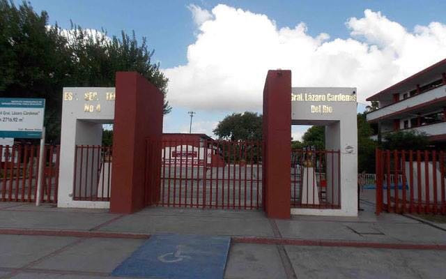 Encuentran drogas y armas en mochilas de alumnos 