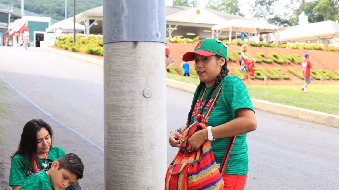 Confían familias en el triunfo de México