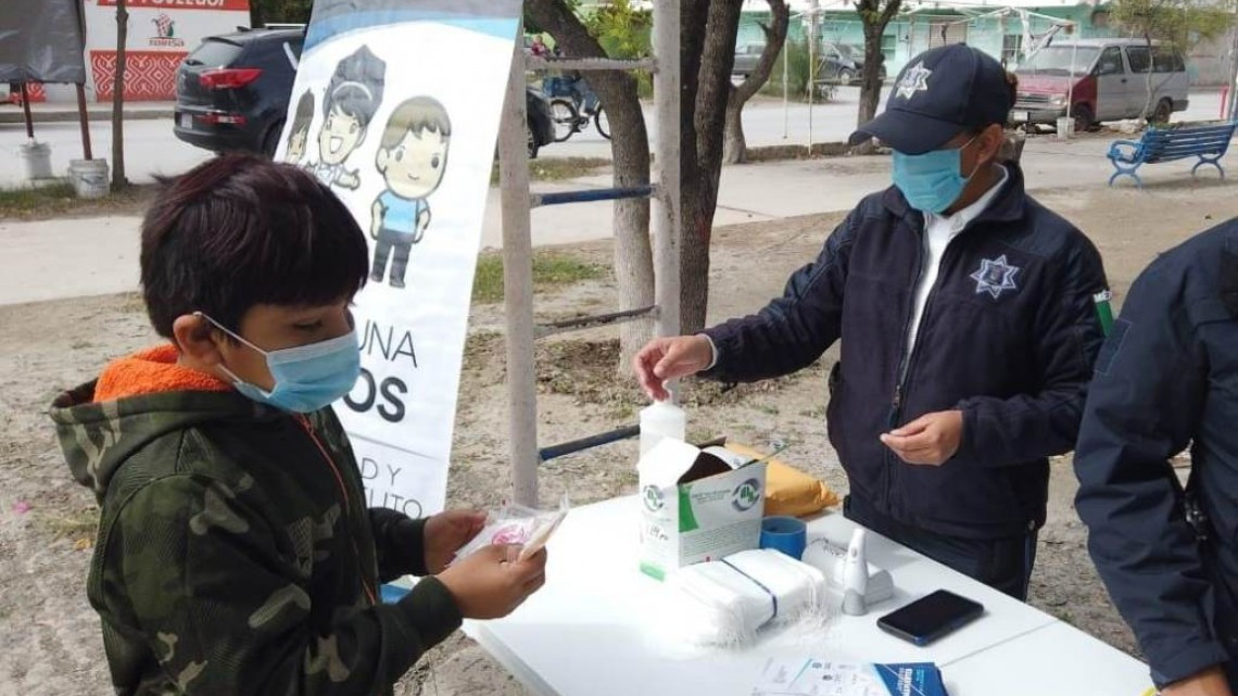 Dentro del programa “Prevenir, una Tarea de Todos”, jóvenes realizaron trabajos de limpieza