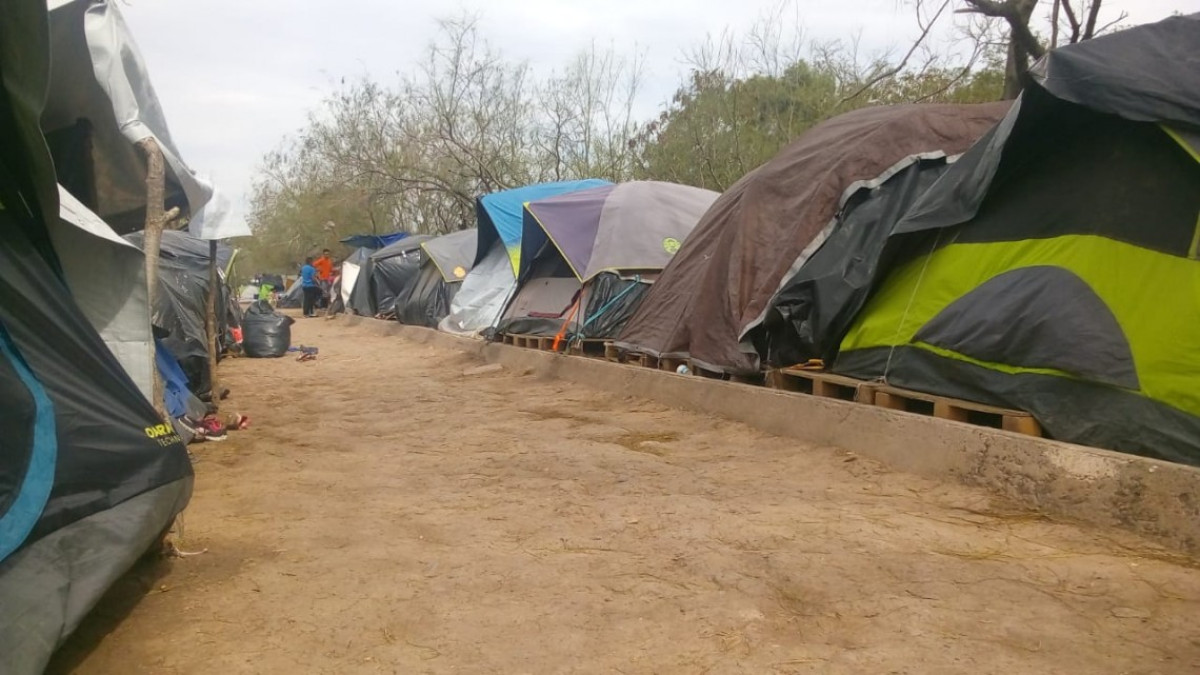 La reubicación de los migrantes a campamento del bordo lo sobresaturó: ITM