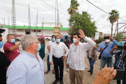 Supervisa Alcalde obras de construcción y rehabilitación de edificios de PC y Bomberos
