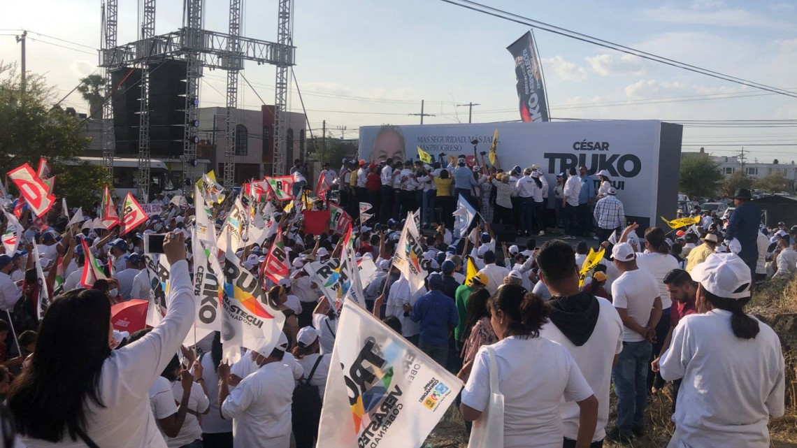 El Truko se compromete atender problemas sociales de Reynosa