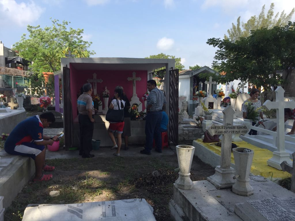 Registran gran actividad los cementerios del sur de Tamaulipas