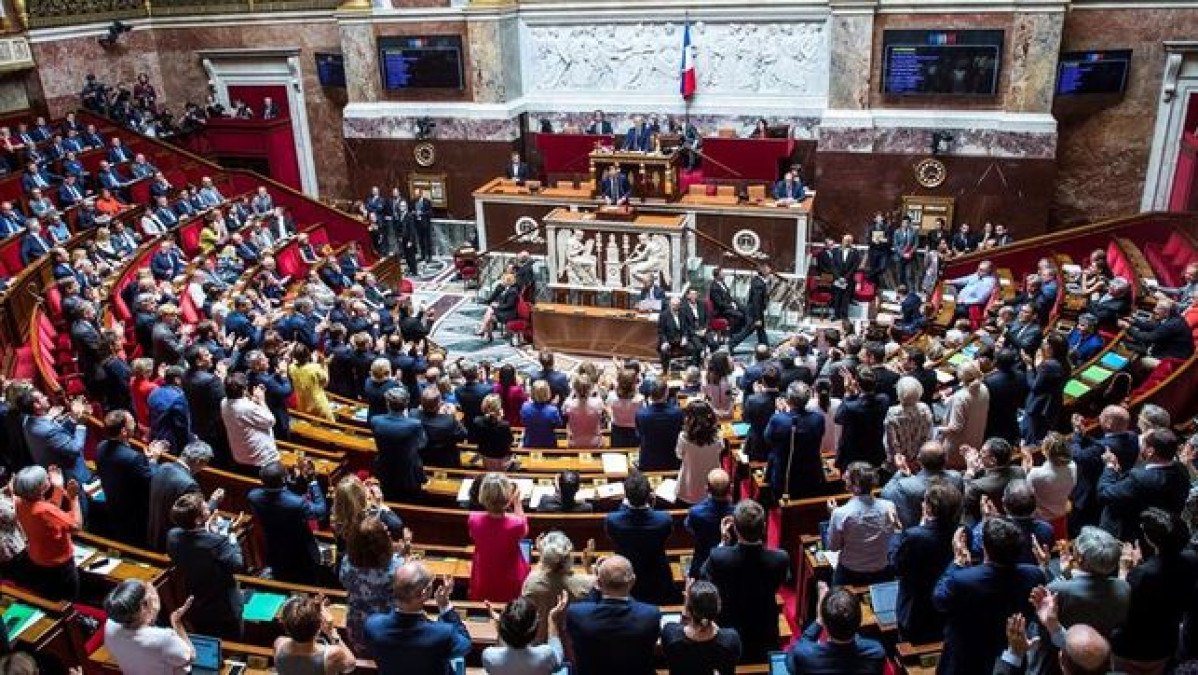 Francia multará el acoso sexual en las calles