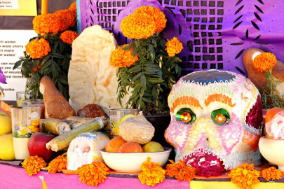 Inician preparativos para “Día de Muertos”