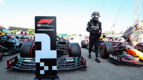 Hamilton se hace con la ''pole'' del Gran Premio de España; ‘Checo’ Pérez saldrá cuarto