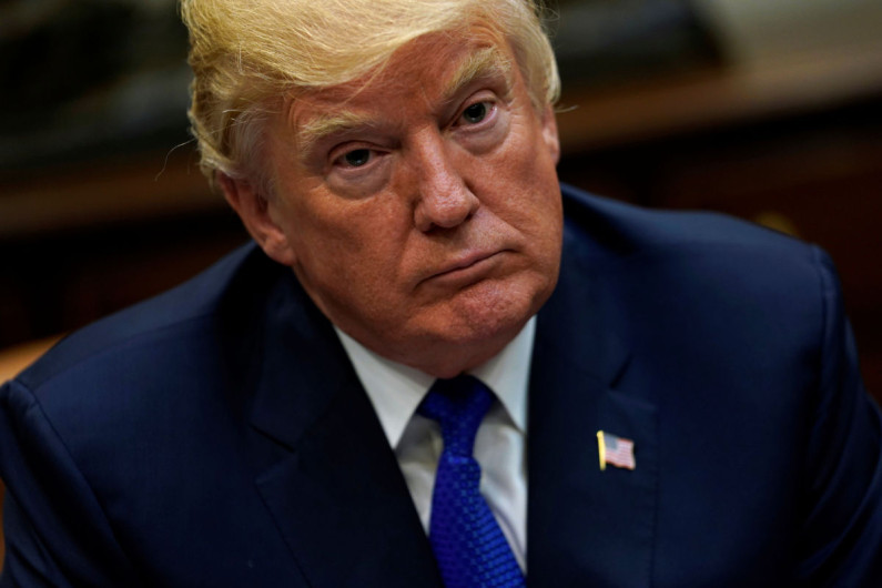 Trump arremete nuevamente contra CNN