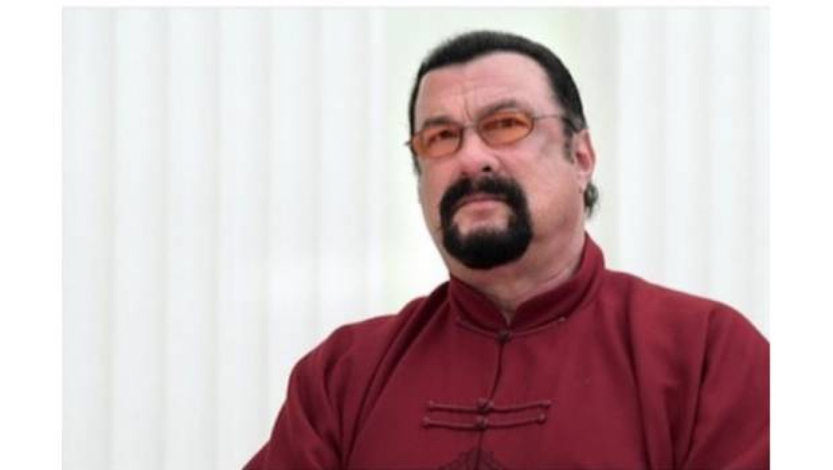 Rusia nombra a Steven Seagal como embajador humanitario en Estados Unidos