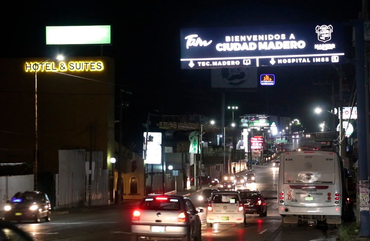 Ayuntamiento de Madero mejora alumbrado público en diversos sectores del municipio