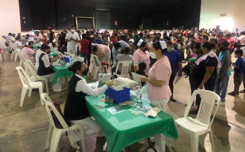 Sigue demanda de vacunas anticovid para menores, nuevamente se agotan