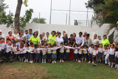 Beneficia Ayuntamiento a jardín de niños con barda perimetral