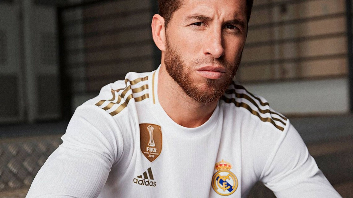 Presentan nueva camiseta del Madrid 