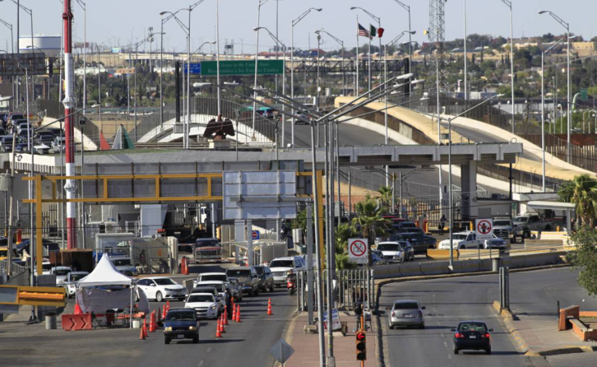 Cancelación de visa, expulsión y hasta encarcelamiento por presentar certificado de vacunación falso, advierte CBP 