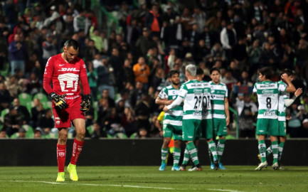 Santos vence a Pumas en octavos de la Copa MX