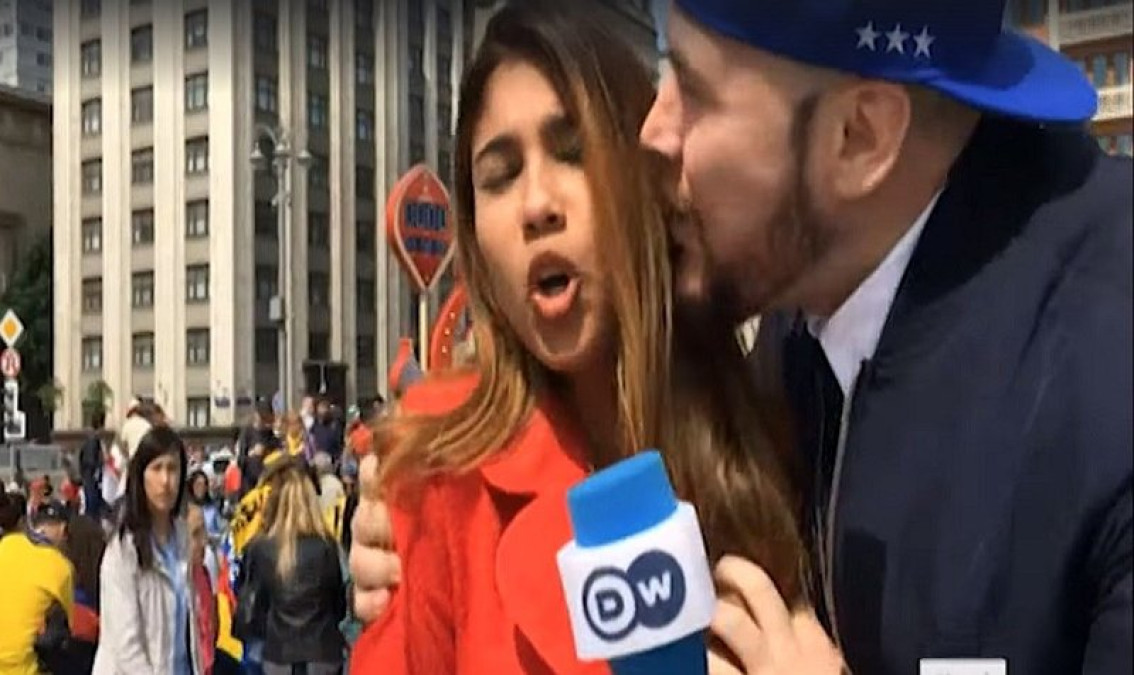 Periodista colombiana que fue acosada en una transmisión en vivo, recibe disculpas de su agresor