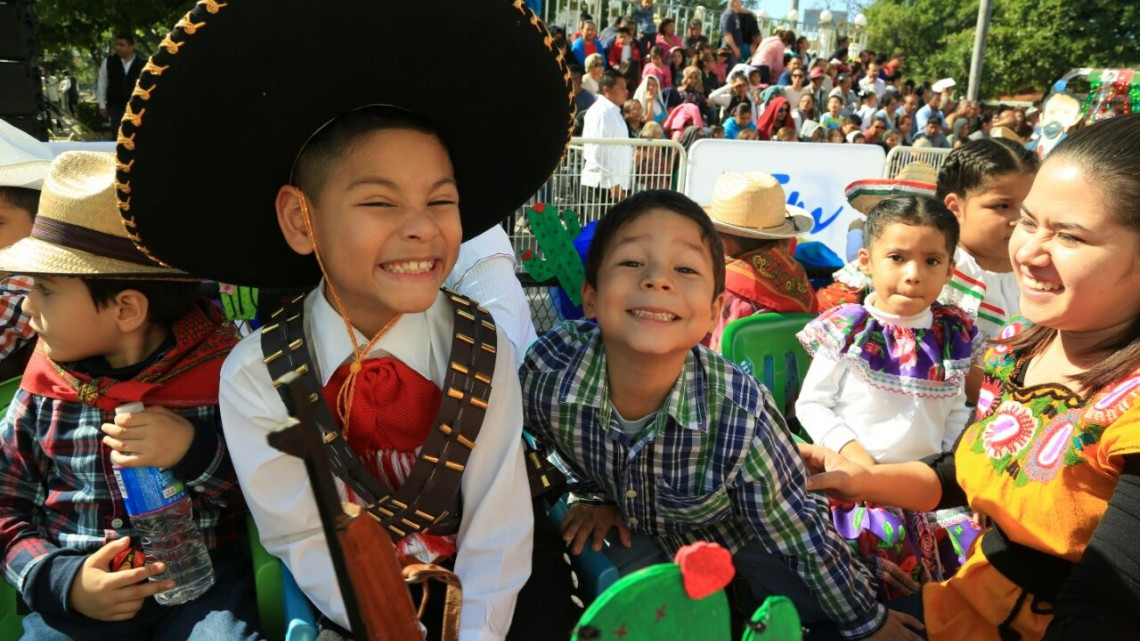 Gobernador conmemora revolución mexicana con desfile
