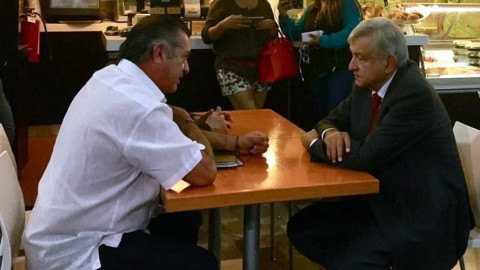 “El Bronco” recibe a López Obrador en Monterrey