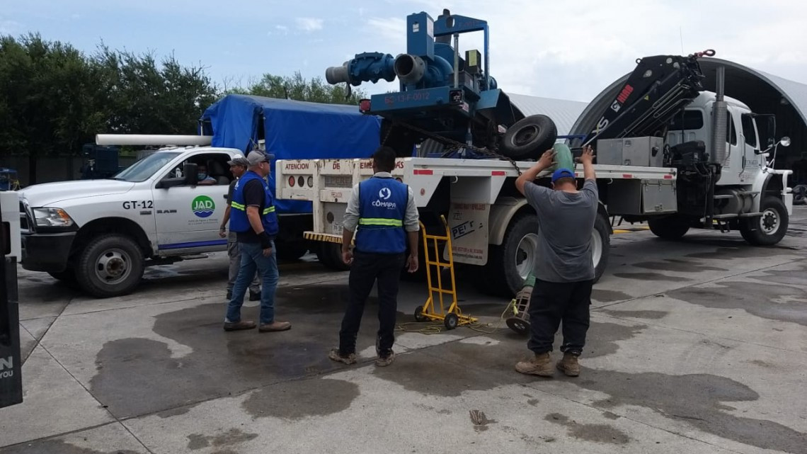 Continúan trabajos de desagüe en colonias de Reynosa