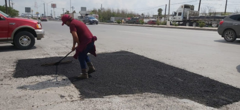 Realizan rehabilitación de pavimentos en Matamoros
