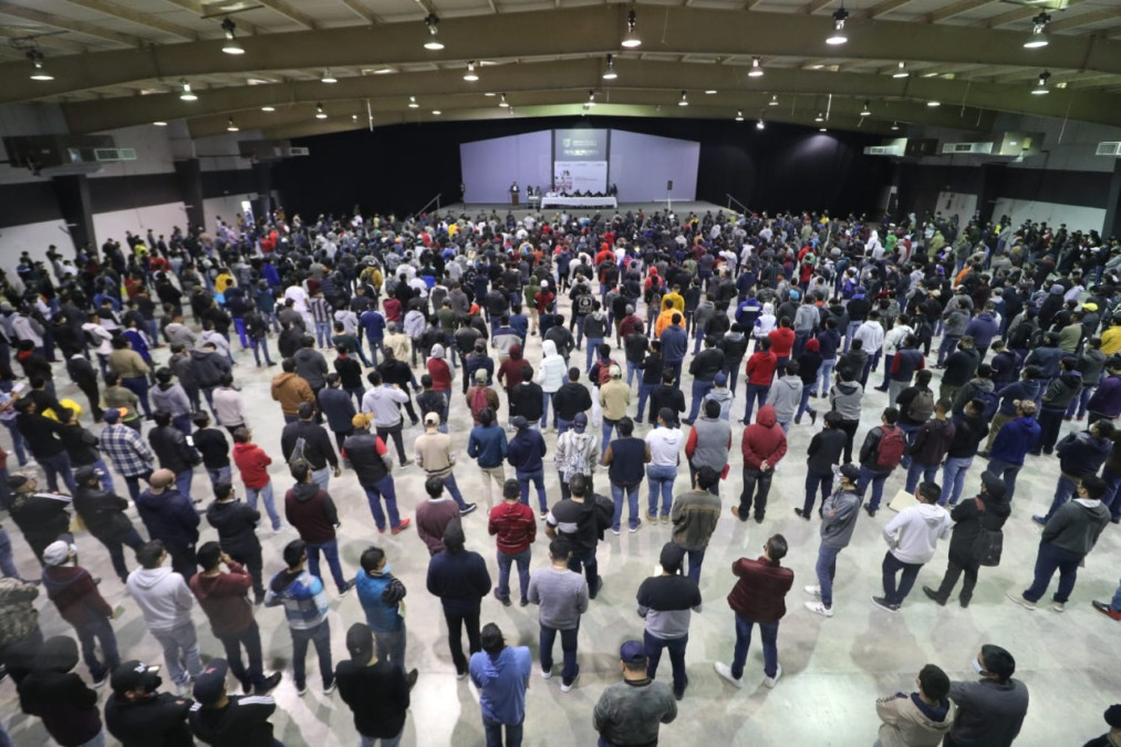 Realizan autoridades sorteo entre conscriptos de la clase 2003 y remisos para Servicio Militar Nacional